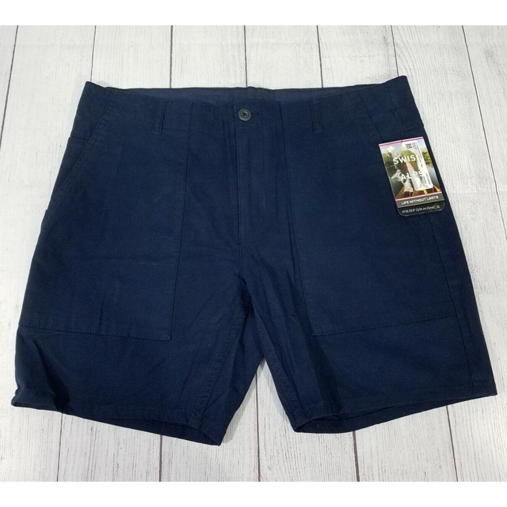 Swiss Alps Men's Performance Shorts Size 38